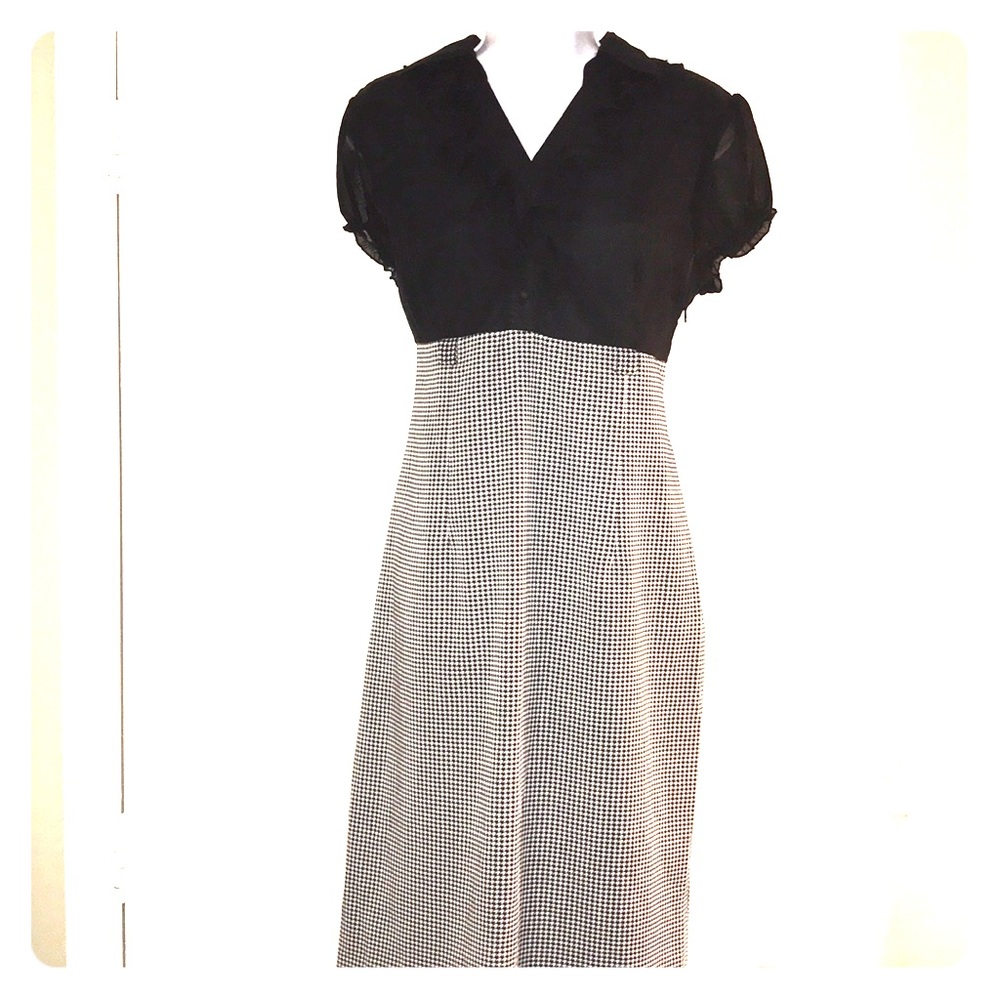 Voir Voir dress